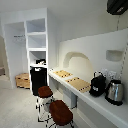 White Cave * 伊奥斯乔拉