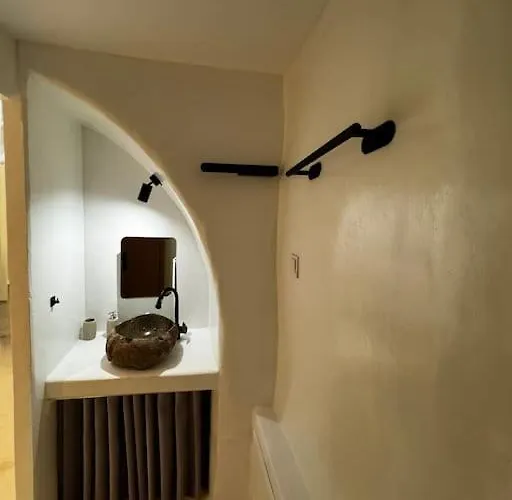 Semesterbostad White Cave